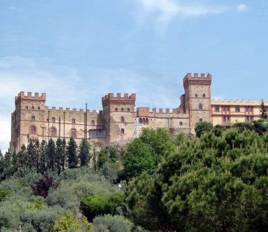 Il Castelluccio di Battipaglia, un’icona sfregiata