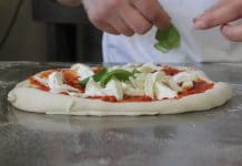 Scuola Bianca: a lezione di pasta, pizza e pane Pizza