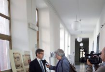 Il direttore Rai Alberto Matassino alla mostra sui moti del ’69