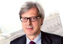 Eboli, Sgarbi in città: scoppia la polemica sulle spese sgarbi