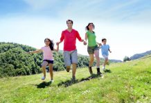 Evacuati non rientrano in città: “La vita lì fuori è migliore!” Fake news