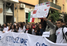 Violenza sulle donne: associazioni, scuole e istituzioni unite in una marcia Violenza sulle donne