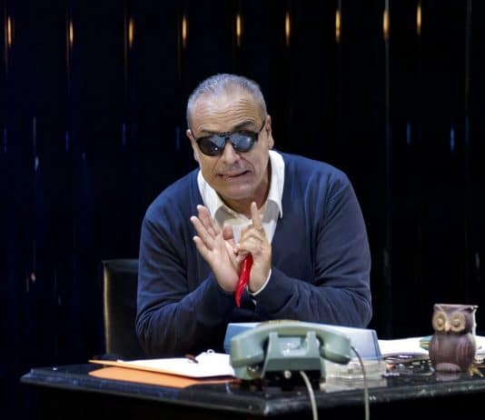 Teatro Sociale Aldo Giuffré: in scena domani Enzo De Caro con “Non è vero ma ci credo” Teatro Sociale Aldo Giuffré