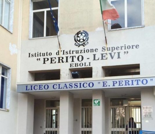 Il Liceo Classico di Eboli si unisce alla campagna #iorestoacasa #iorestoacasa