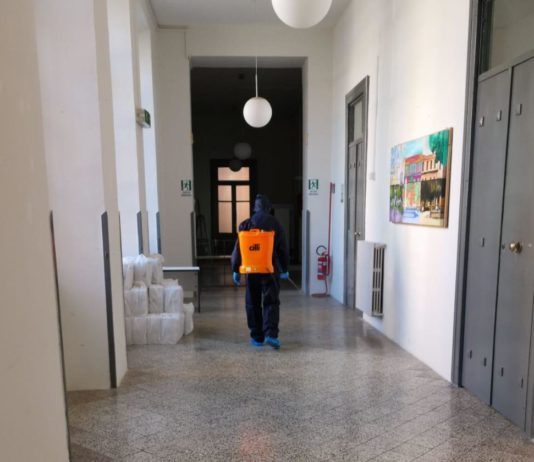 Spesa Solidale: sanificata l’ex scuola “E. De Amicis” De Amicis