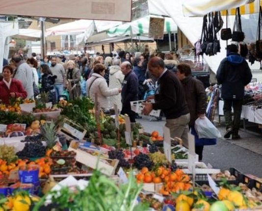 Ass. Bruno e Frusciante: «Mercato riaperto solo dopo il “sì” della Regione»