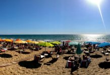 Arcigay e Divercity abbandonano “Rainbow Beach”: «Non basta un arcobaleno per essere friendly» Rainbow Beach