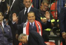 Silvio Berlusconi “investe” a Battipaglia berlusconi battipaglia