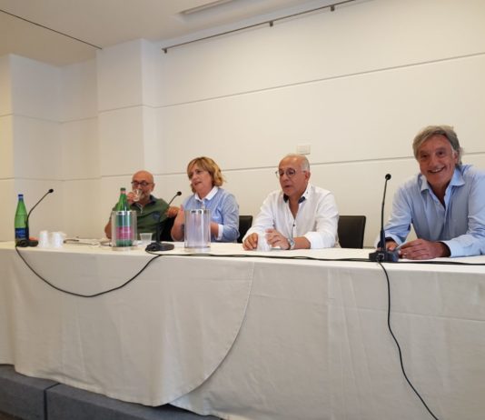 Strappo in maggioranza: Giuliano si dimette e Forza Italia va all’opposizione conferenza stampa forza italia giuliano centro-destra