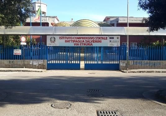Covid-19, Battipaglia: sanificazione alle “Salvemini” e “S. Penna”