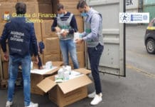 Sequestrate al porto di Salerno oltre 500mila mascherine irregolari Mascherine sequestrate