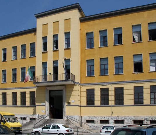 Eboli, il primo provvedimento del vice Sgroia: chiude la “Matteo Ripa” matteo ripa eboli