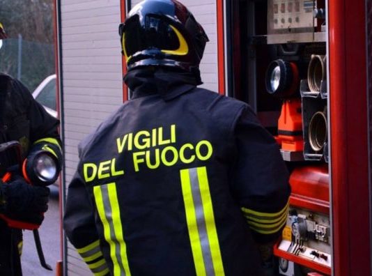 Pontecagnano, in fiamme rifiuti all’ex pastificio “Crudele” Crudele ex pastificio