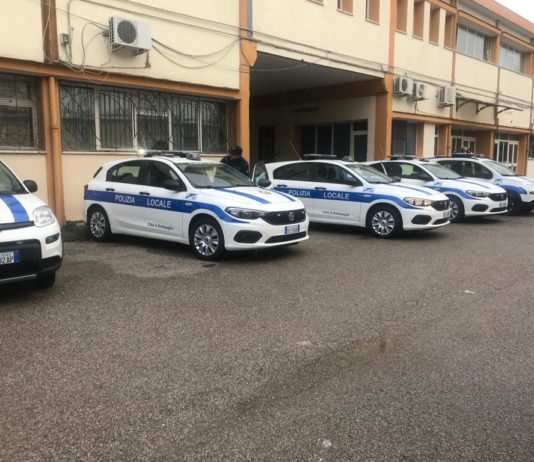 Battipaglia, vigili: 8 posti per 111 candidati, c’è la graduatoria Polizia Locale vigili urbani tablet