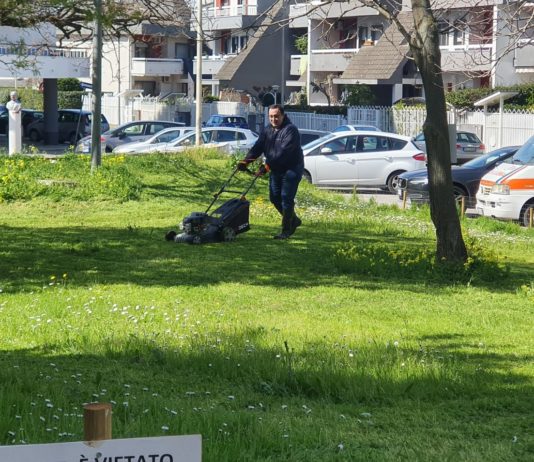 Il Comune diffida il comitato di piazza De Vita: è guerra con i cittadini piazza de vita