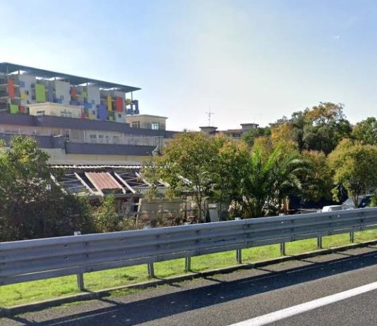 Fabbricato nei pressi dell’autostrada: «Non è abusivo», Comune sconfitto al Tar autostrada tar comune A2