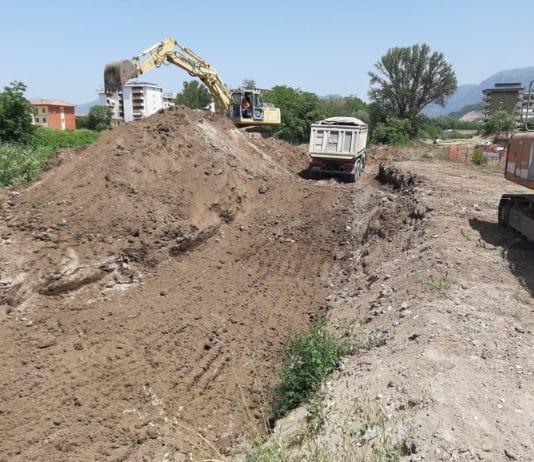 Via del Centenario: lavori in corso per allargamento della sezione di deflusso del Tusciano Via del Centenario