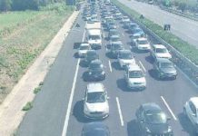Estate e week-end da incubo: torna il caos allo svincolo di Eboli traffico eboli svincolo