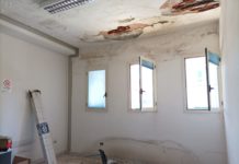 Battipaglia, intonaco a pezzi e crolli nelle sale del comando dei vigili urbani Vigili urbani