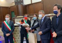 Italia e Marocco insieme: consegnati giubbotti catarifrangenti a lavoratori immigrati Marocco