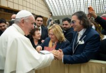 Pizzaiolo battipagliese in udienza da Papa Francesco Papa Francesco Franco's Pizza