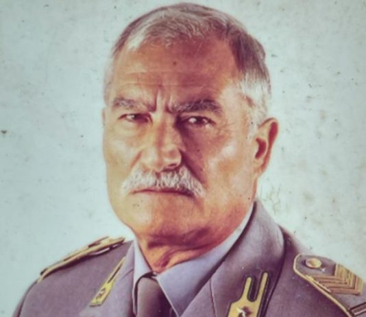 Aiuto ai rifugiati: il Cavaliere battipagliese Mario Locci riceve la benemerenza Locci