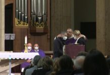 Bagno di folla per Claudio Mandia: lacrime e commozione per l’ultimo addio al giovane battipagliese funerali claudio mandia battipaglia 26 febbraio 2022