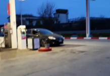 Eboli, distributore in tilt e pieno gratis con 20 euro: 55 nei guai distributore in tilt pompa benzina eboli santa cecilia