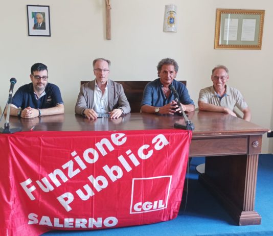 Cgil, nuovo contratto enti locali entro luglio. Proteste per il caldo: «Clima inaccettabile» Cgil contratto lavoratori comune battipaglia