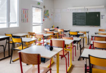 Paestum, slitta riapertura delle scuole: «Temperature troppo alte» Paestum scuola