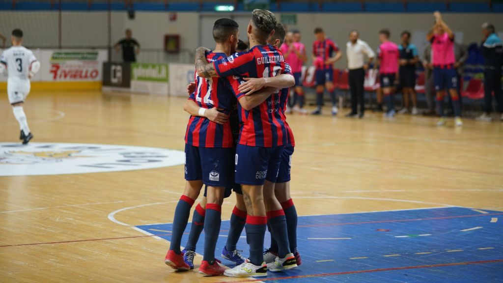 Calcio a 5 Feldi Eboli domina sul Sandro Abate Avellino al Palasele