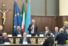 Matteo Bassetti a Battipaglia: «Grazie alla scienza in Italia non si muore più di Covid» Matteo Bassetti