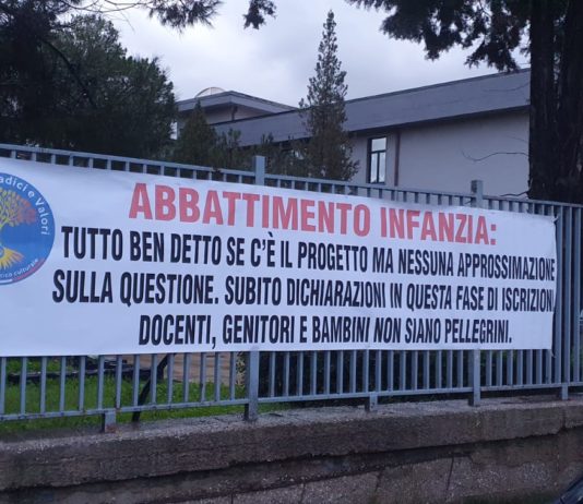 Battipaglia, abbattimento Infanzia. Radici e Valori: «Vogliamo chiarezza» Radici e Valori