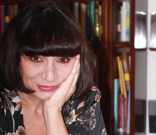 Martedì Letterari: Piera Carlomagno presenta il romanzo “Il taglio freddo della luna” Piera Carlomagno