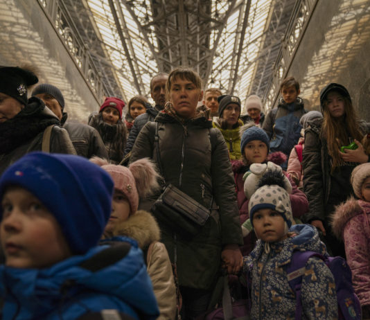 Paestum, inaugurata la mostra fotografica “Ucraina, storie di Resistenza” Ucraina storie di resistenza