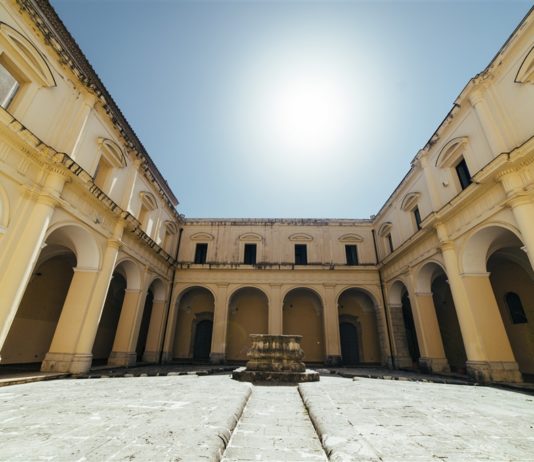 Museo Archeologico Nazionale di Eboli: seconda edizione di “Lenzuola d’Arte – Xmas Edition” Lenzuola d'arte