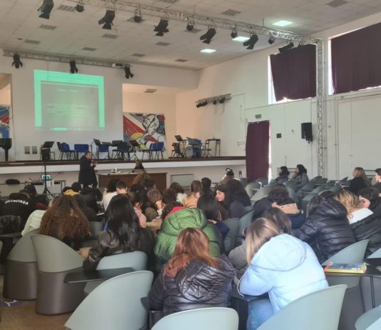 Eboli, inaugurato il Laboratorio di Filologia Classica al “Perito-Levi” Perito Levi