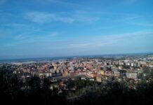 Commemorazione dei Defunti: bando per 12 posteggi in viale della Pace a Battipaglia Panorama di Battipaglia