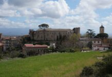 Eboli, Defunti e 4 Novembre: cimitero aperto fino alle 18 e navetta gratuita, il programma delle cerimonie Eboli, il Castello Colonna