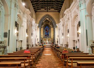 Eboli, la chiesa di San Francesco nel centro antico